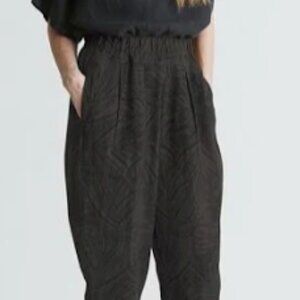 Black Crane carpenter pants, olive